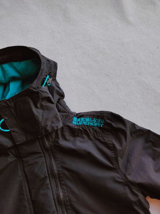 SuperDry _ Czarna grubsza przejściowa kurtka z kapturem WindCheater S