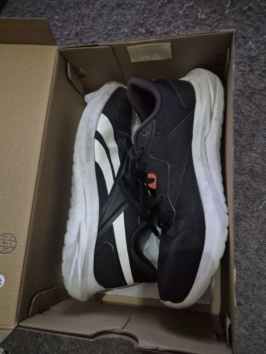 Ténis Reebok Energen Lux Preto