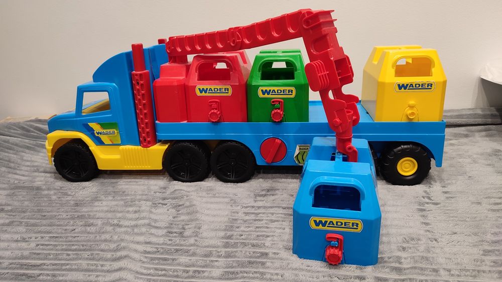 Samochód śmieciarka WADER