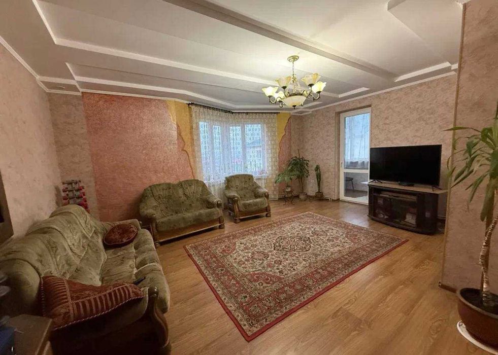 3-кімнатна простора квартира | Пасічна | вул. Тролейбусна | 111 м²