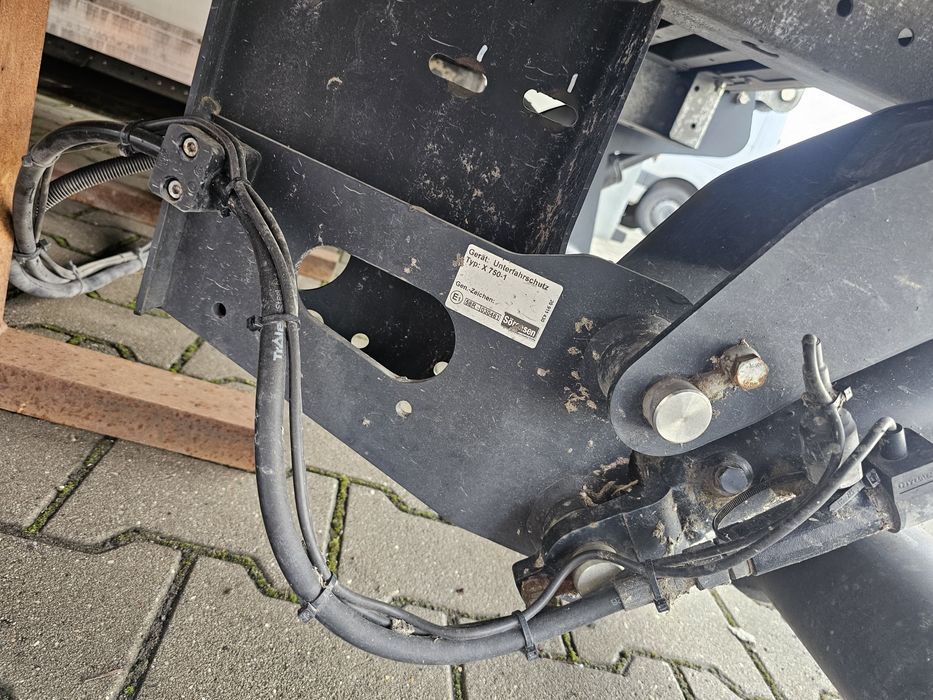 Kontener z windą do iveco daily