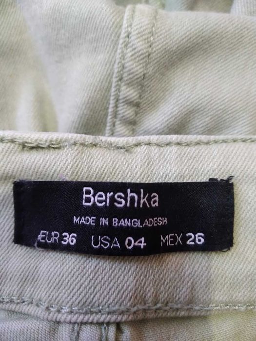 Жіночі штани карго від бренду bershka 36 / S / 44