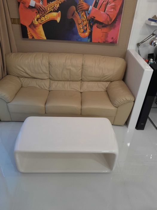 Stolik kawowy biały