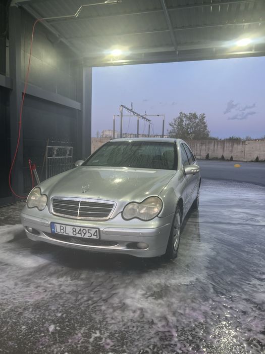 Mersedec benz c-klas w203 2002 року