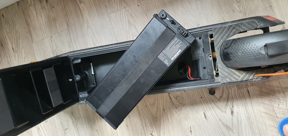 Hulajnoga elektryczna 4swiss EX9