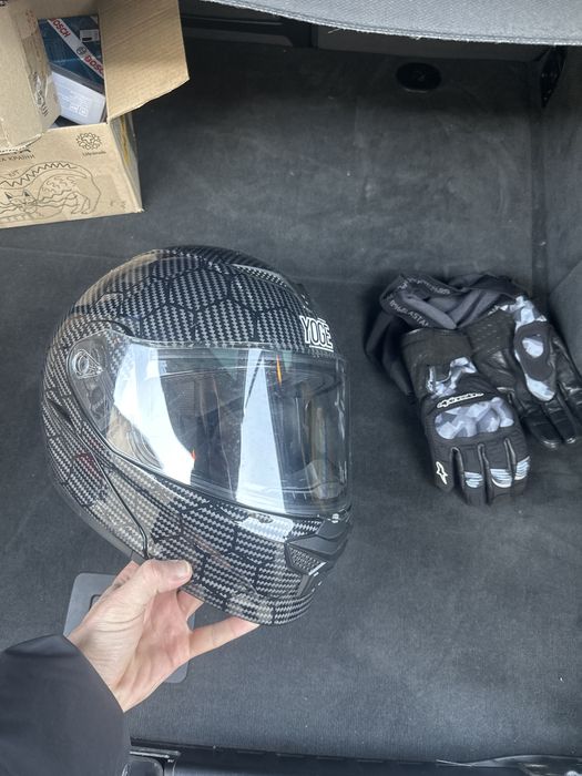 Мотошлем yoge  с гарнитурой размер L