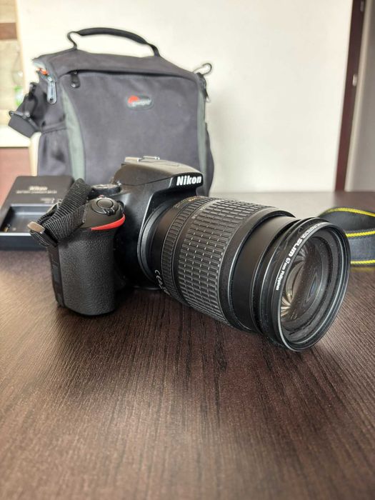 Lustrzanka Nikon D3500