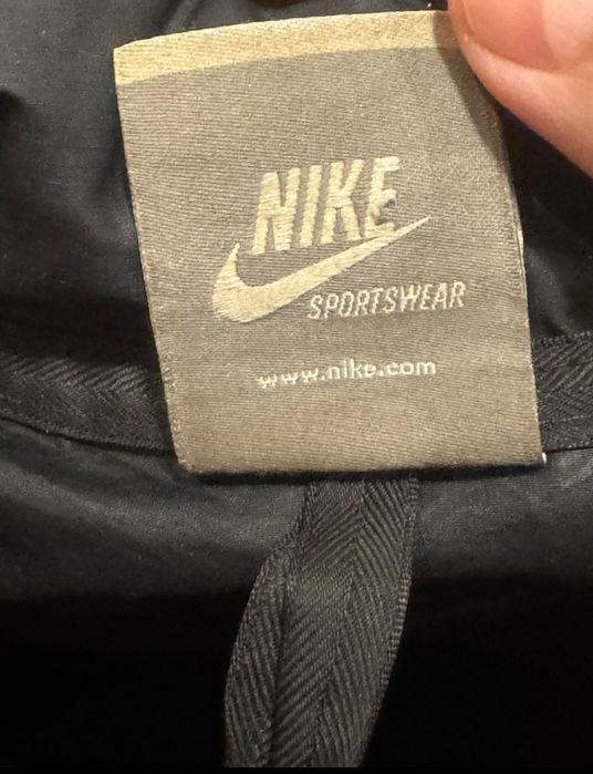 Вінтажна пухова жилетка Nike
