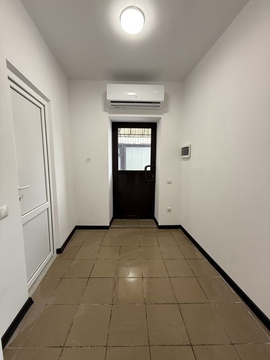 Оренда комерції м.Мостиська , центр