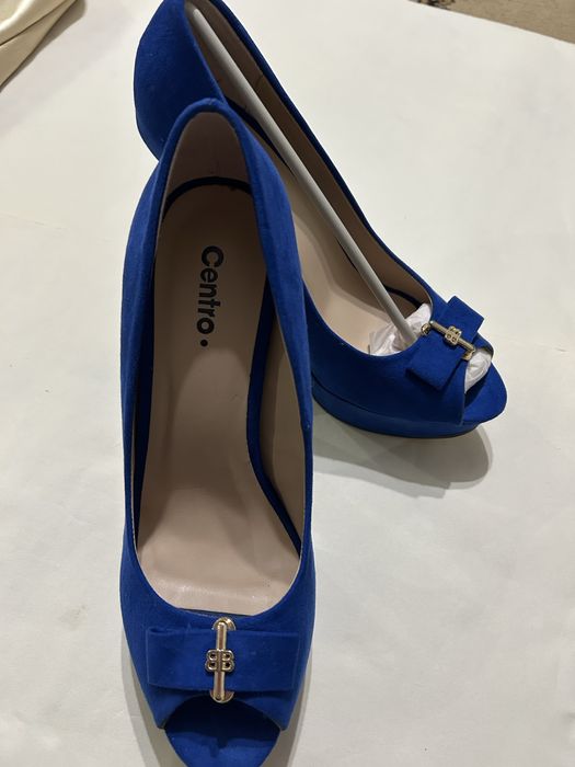 Туфлі на підборах, нові