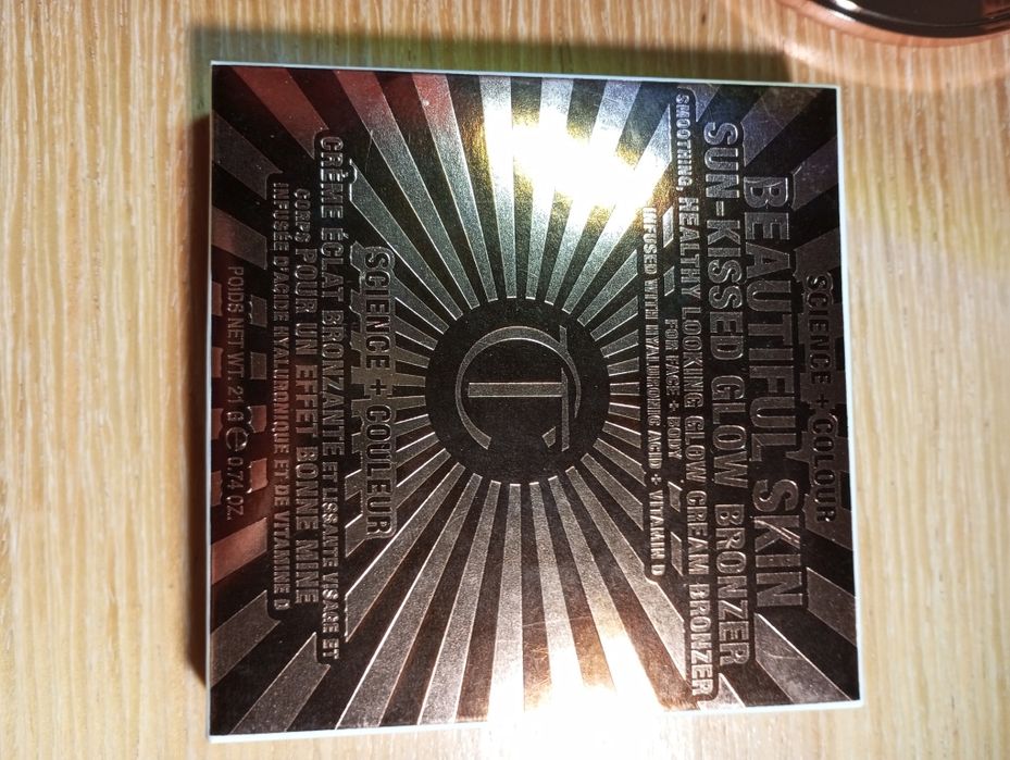 Бронзер кремовий Charlotte Tilbury beautiful skin sun-kissed glow