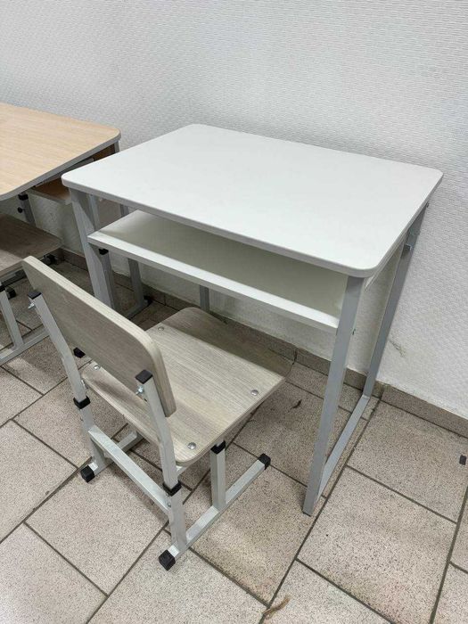Розпродаж,комплект парта+стілець,трасформер шкільний розвиток,купити