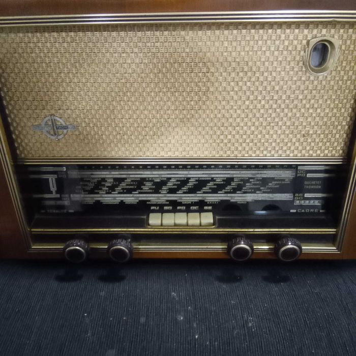 Rádio antigo Thomson ducretet