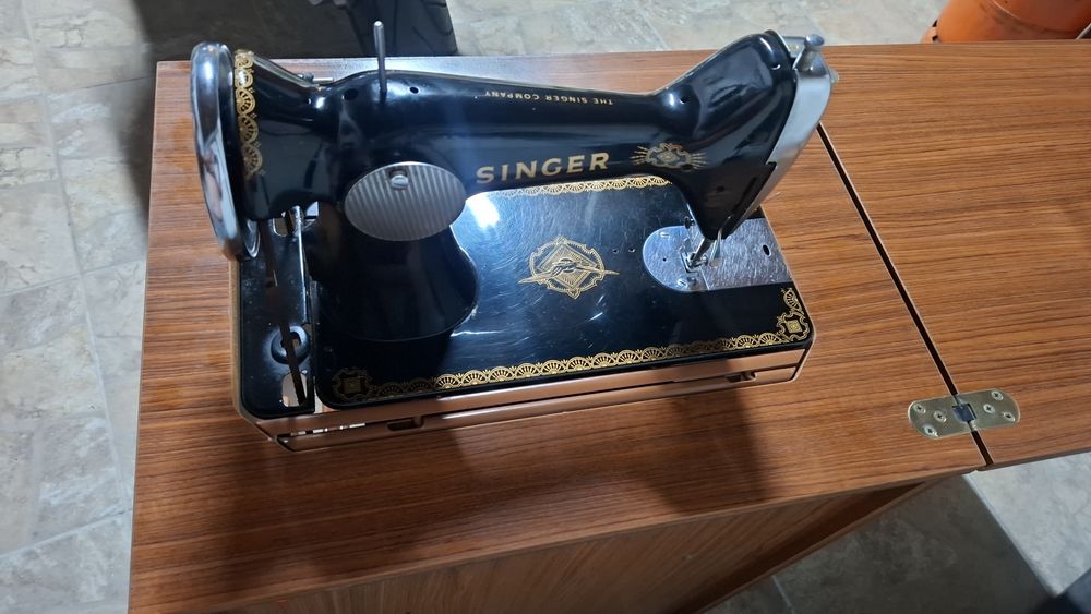 Máquina de costura Singer