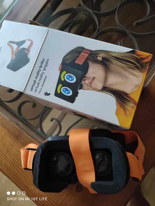 Óculos de realidade virtual para smartphones