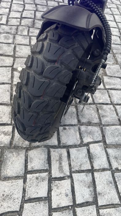 trotinete modelo iENYRID S1
