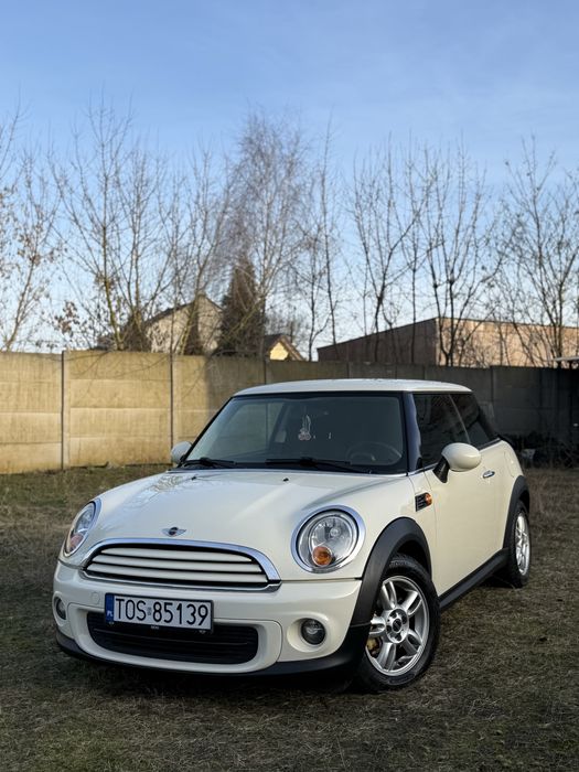 Mini One R56 1.6 benzyna 75KM doinwestowany zadbany
