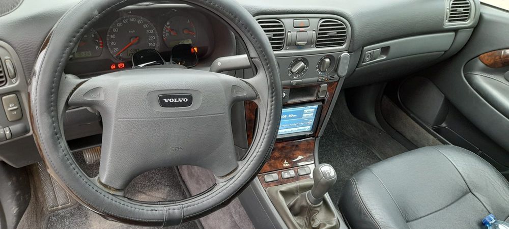 Volvo T4  200CV  de 99