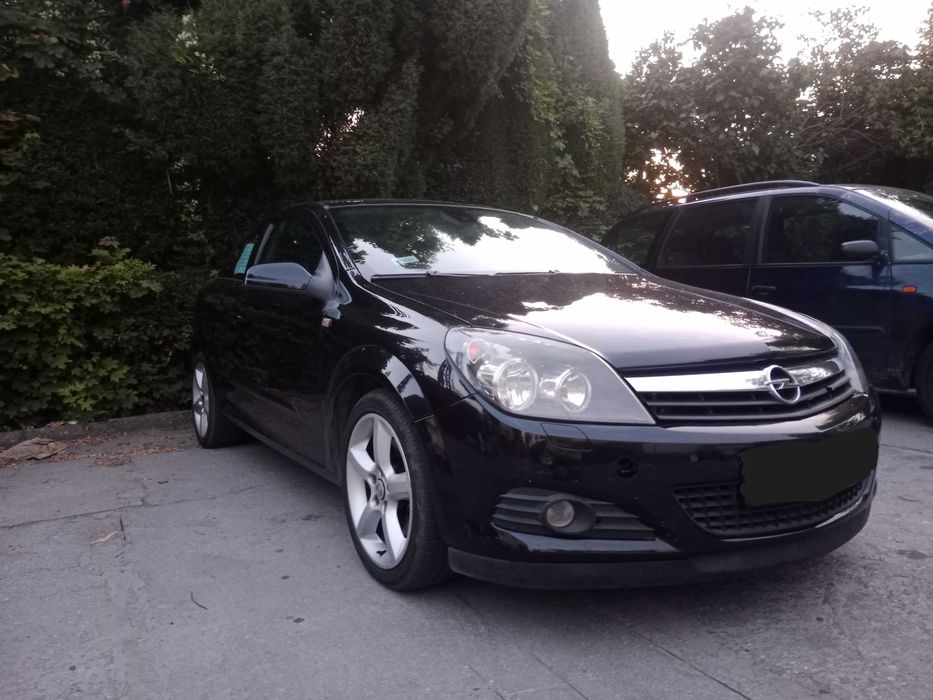 Opel Astra 1.9 cdti GTC POLECAM