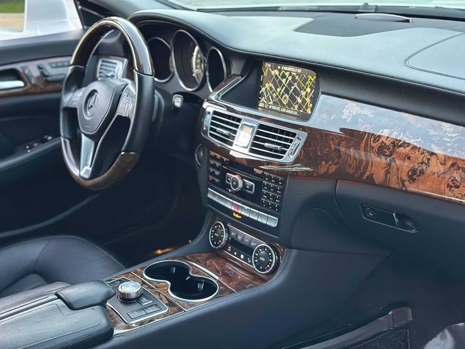 Mercedes-Benz CLS 550      2014