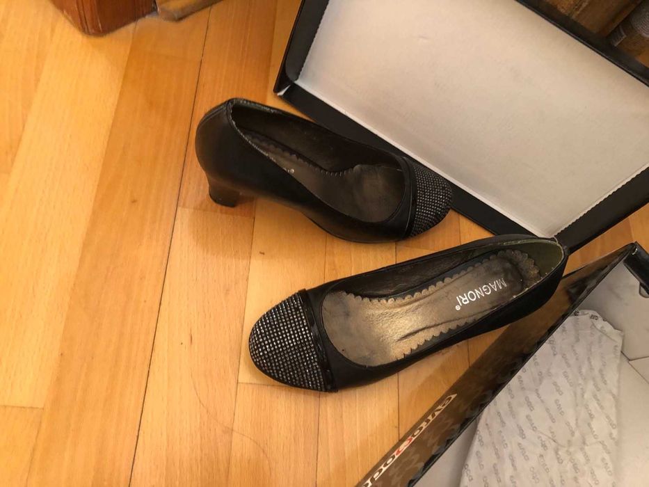 взуття жіночі мешти