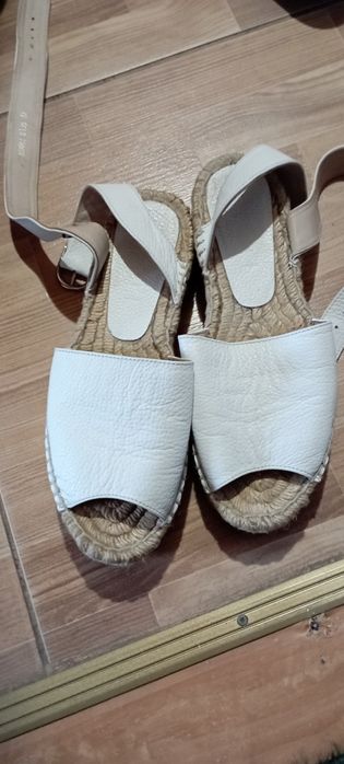 Продам обувь зима ,лето