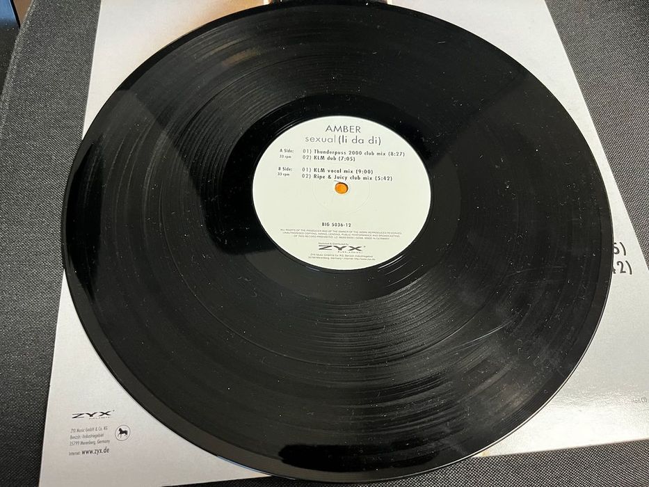 Amber – Sexual (Li Da Di) VG+/VG+ House, Tribal House