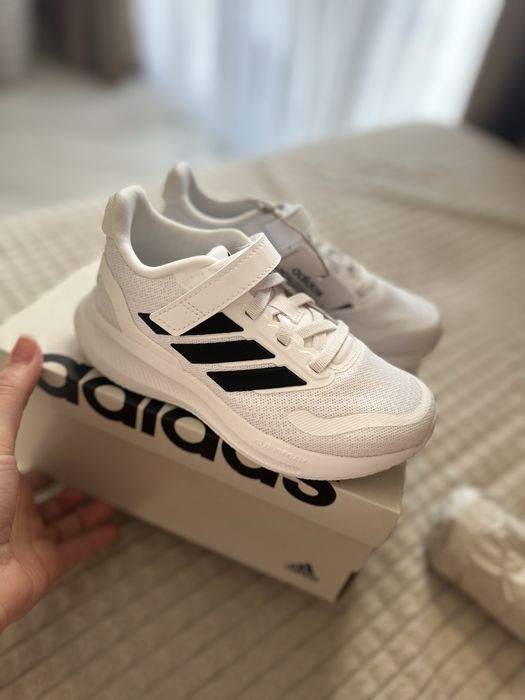 Кросівки adidas кроссовки adidas оригінал