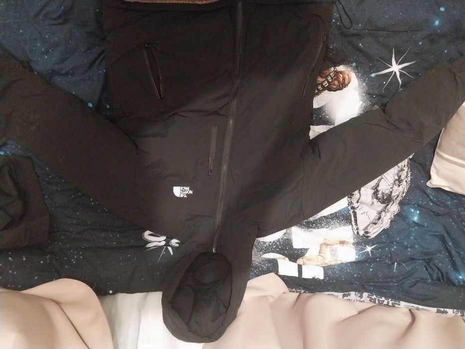 Двух стороння курточка the north face