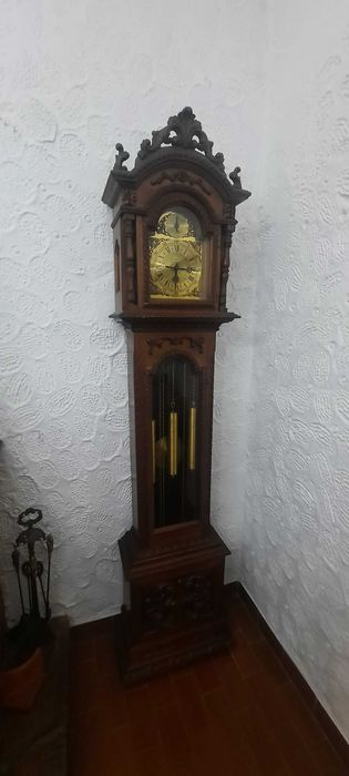 Relógio de pé da Reguladora "Avé-Maria"