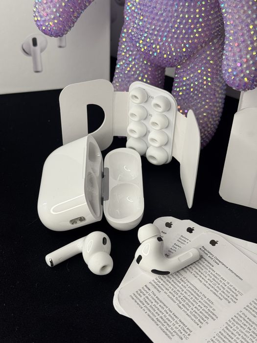 Навушники Apple Airpods Pro 3 (Шумозаглушення, режим прозорості)