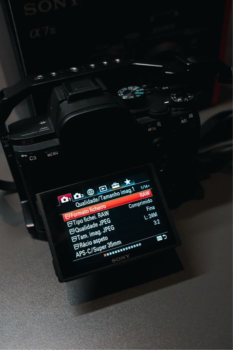 Sony A7iii + Smallrig com caixa e garantia