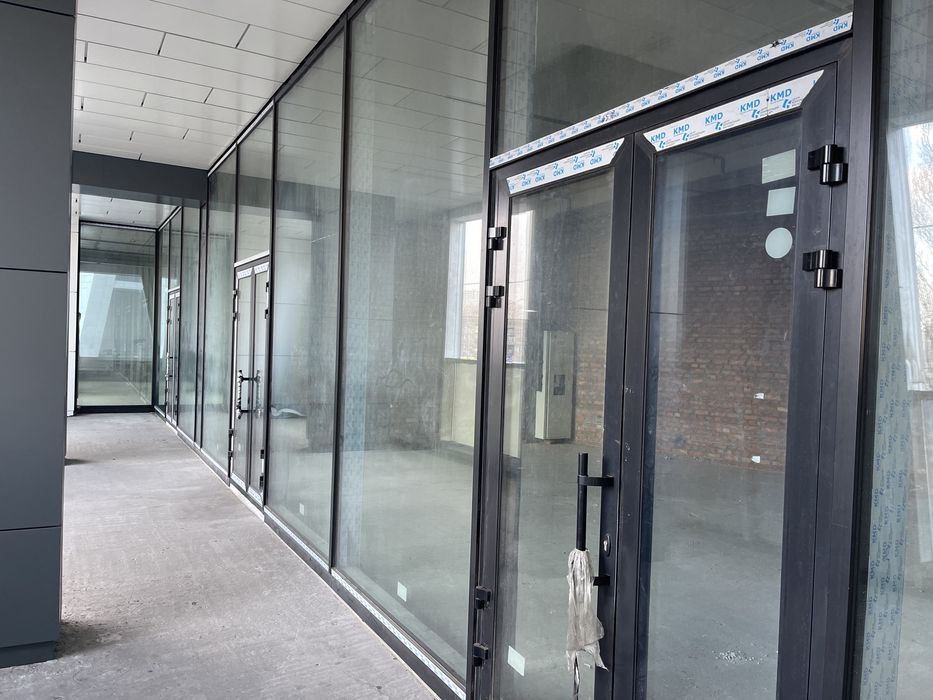 Оренда комерційного приміщення 812 м | ЖК Manhattan City | Без ремонту