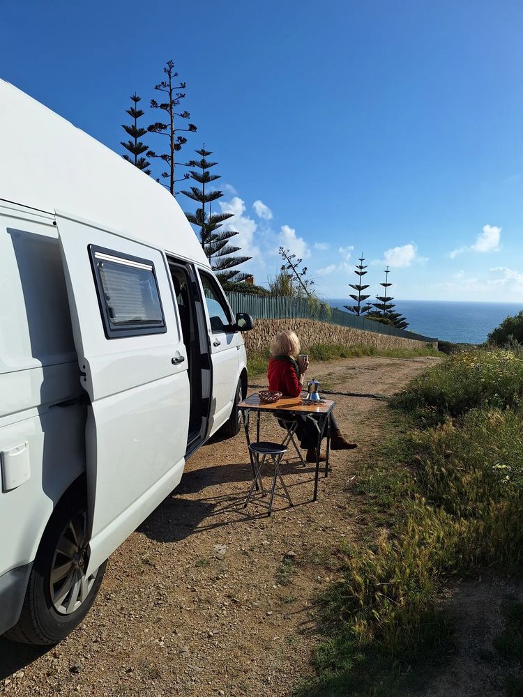 VW T6 VW Transporter T6 2.0 TDI 102cv AUTOCARAVANA / CAMPER