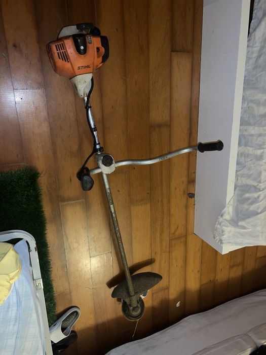 Vendo a minha Roçadora