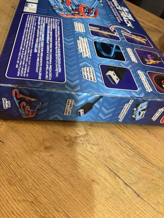 Tor wyścigowy świecący- glow race track