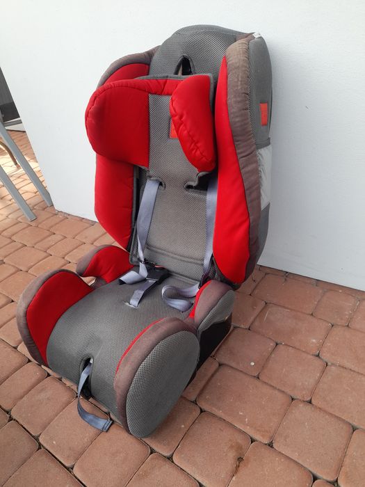 Fotelik samochodowy 9-18 Kg