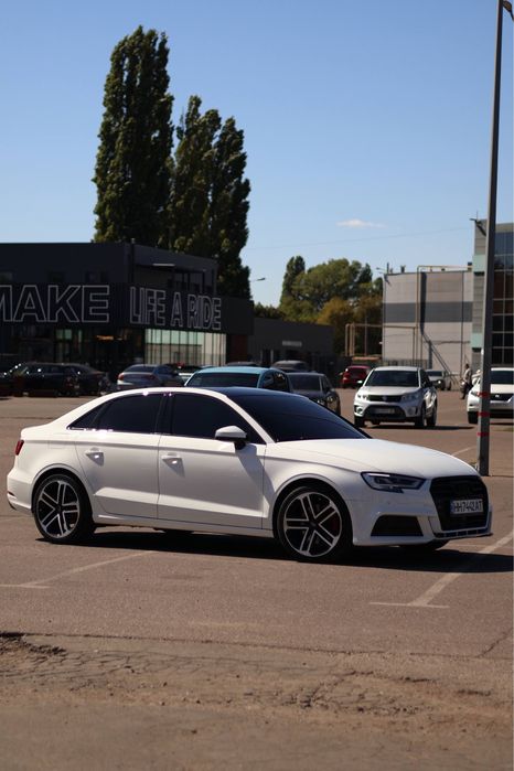 Продам Audi a3 8V 2019