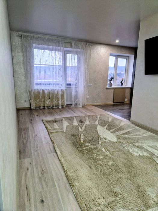 Продається сучасна 3-кімнатна квартира