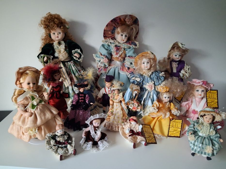 Bonecas de porcelana
