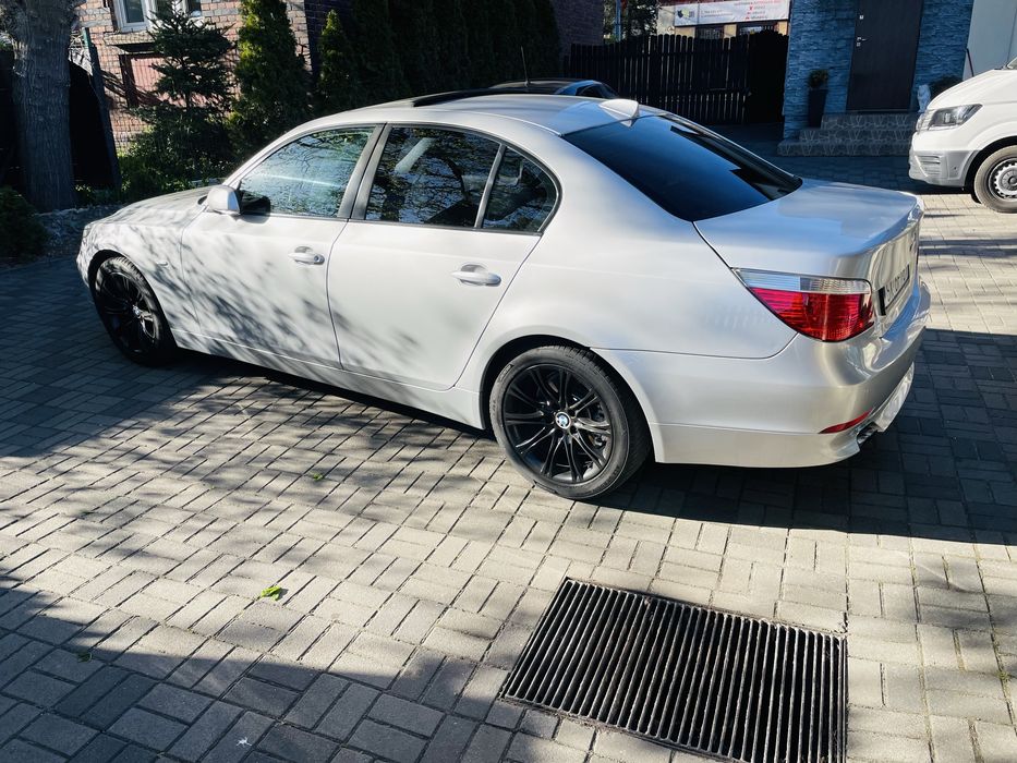 BMW Seri 5 E60 2.2 520i M54 170 km LPG  rej 2005r Super stan  bez grama rdzy