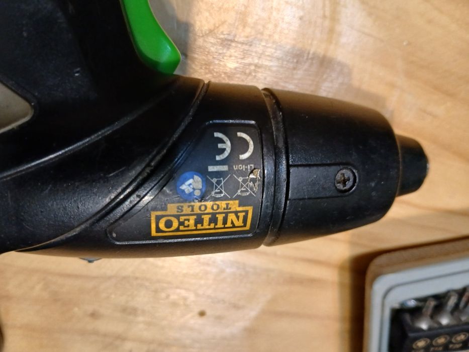 Wkrętak akumulatorowy NITEO TOOLS POJM160209