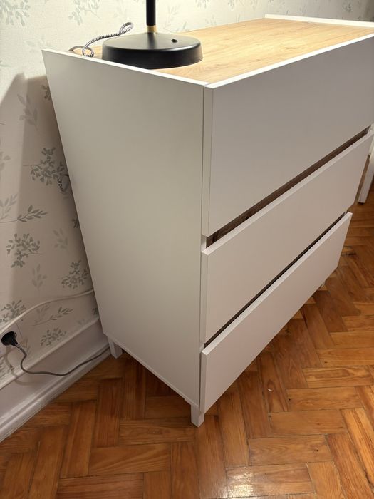 Comoda moderna nova