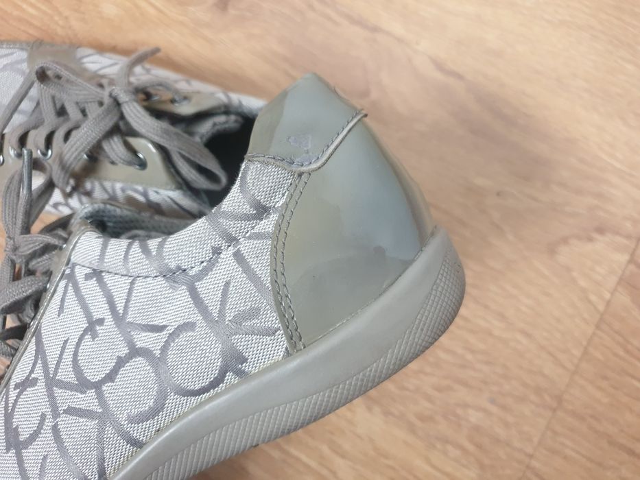 Buty damskie sznurowane Calvin Klein 38, beżowe