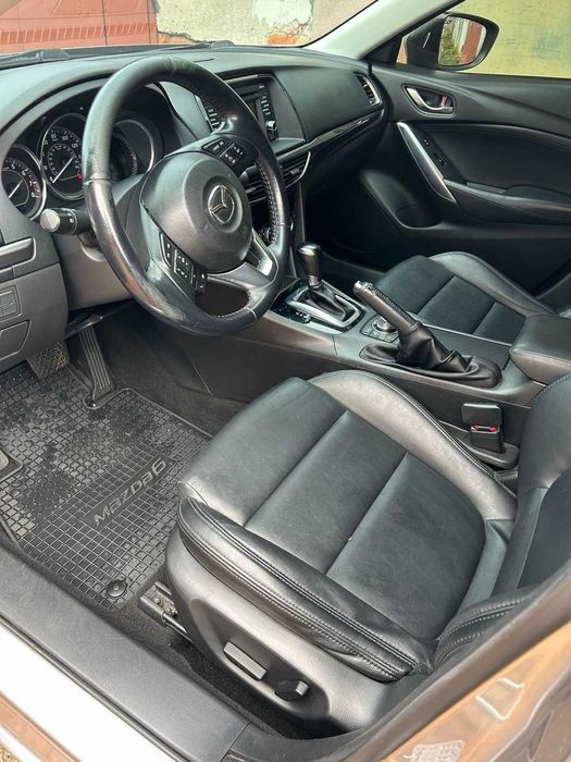 Мазда  6  2014 р.в.