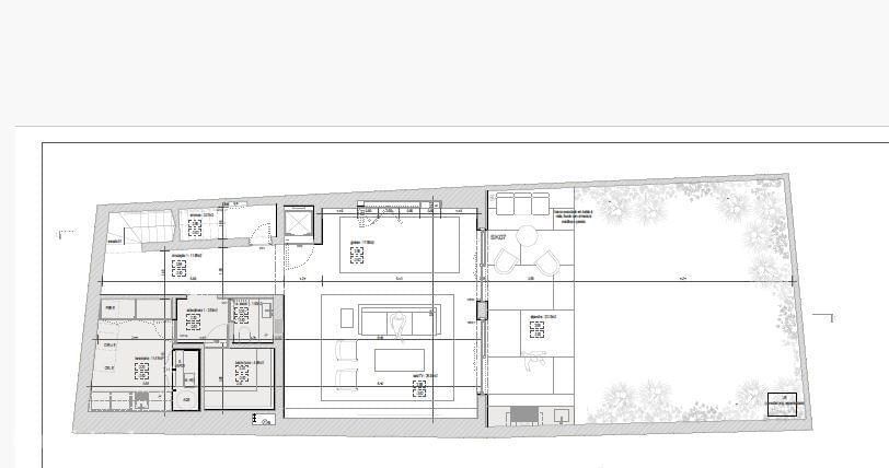 Moradia T4 com jardim, Lapa, Lisboa