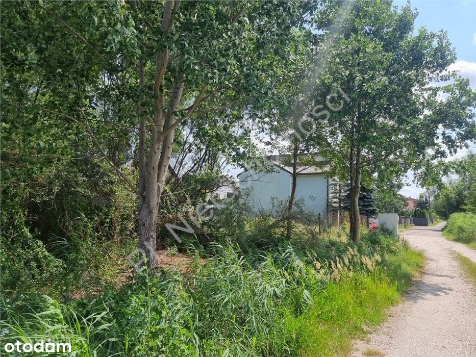 Narożna działka budowlana 520 m² w centrum Kobyłki