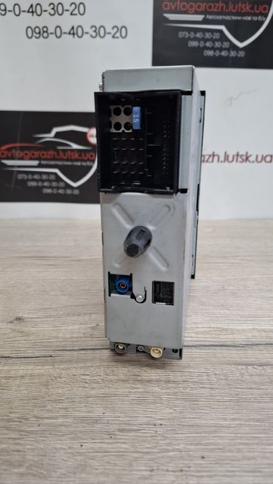 Автомагнітола Peugeot 3008 радіо Peugeot 3008 магнітола Peugeot 3008