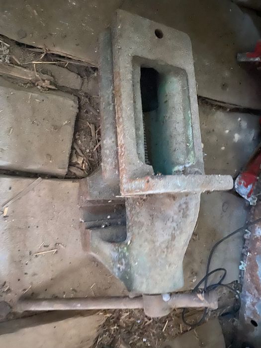 Stare imadło ślusarskie warsztatowe 38 cm solidne żeliwne