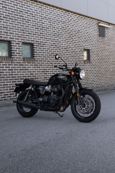 2022 Triumph Bonneville T120 Black Edition